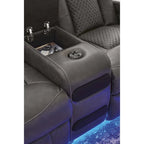 Causeuse inclinable électrique avec console – 74 larg. x 43 prof. x 43 haut.